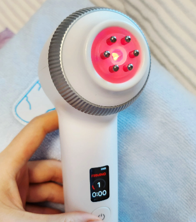 메디큐브 에이지알 울트라튠40.68 고주파기기