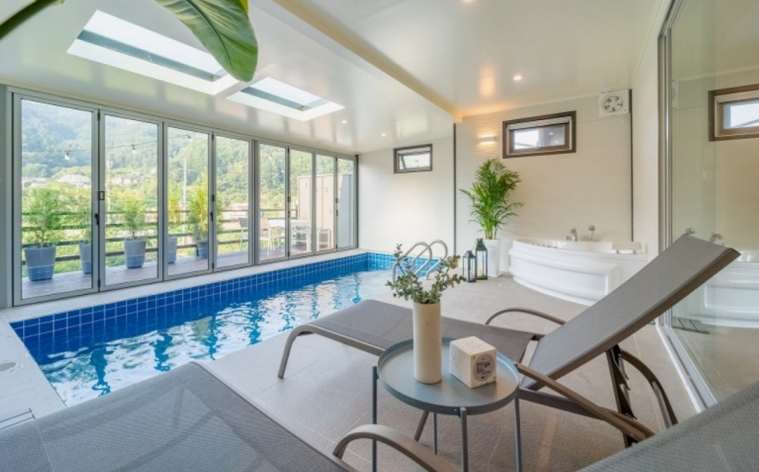 디럭스B 수영장