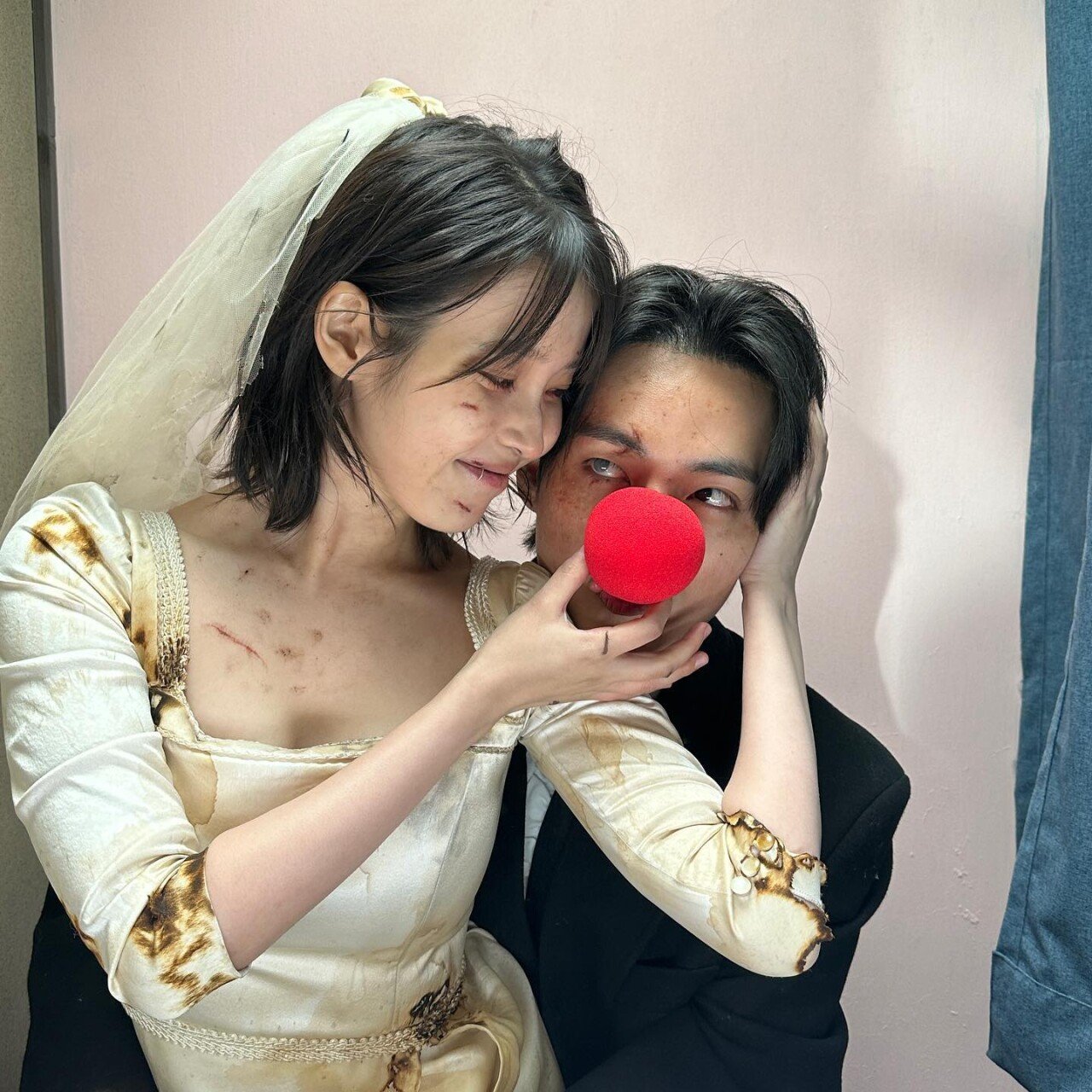 아이유뷔사진4