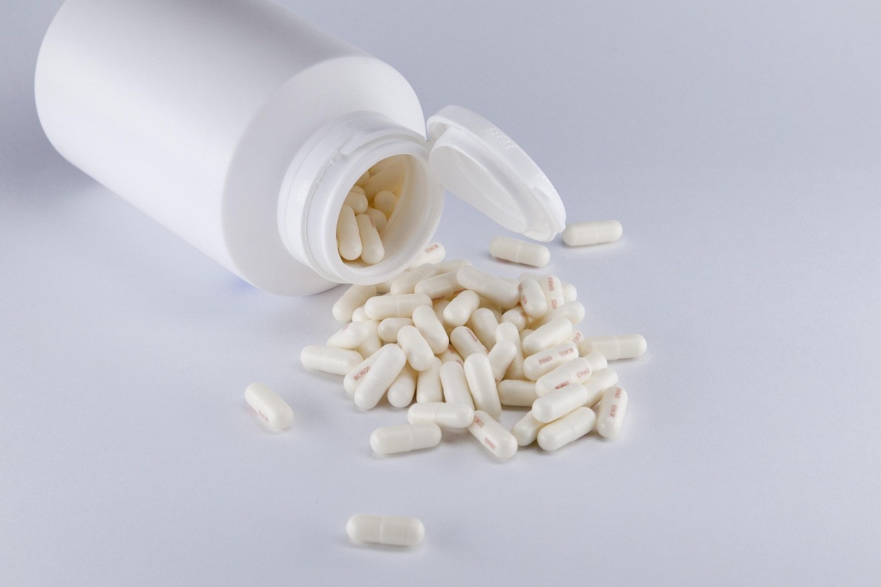 몸에 좋은 영양제도 간을 망칠 수 있다? 간 독성을 유발할 수 있는 영양제