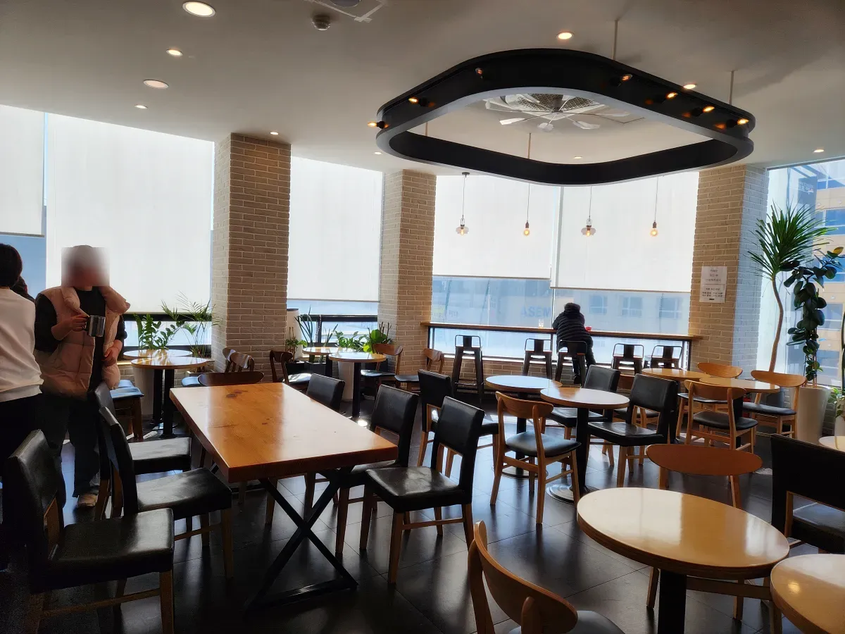 소담촌-내부-카페