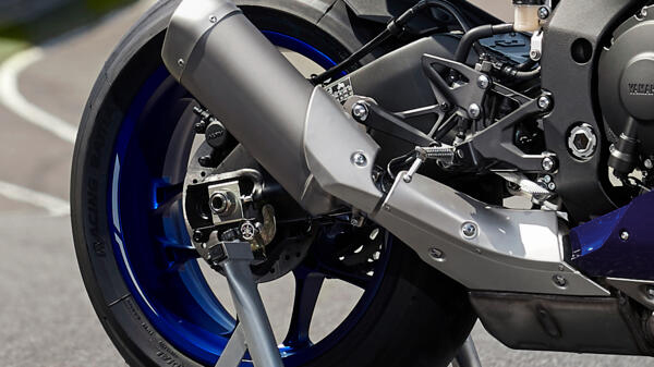 YZF-R1