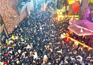 이태원 참사 실종 &amp;#124; 구조 도운 30대 남성 연락두절