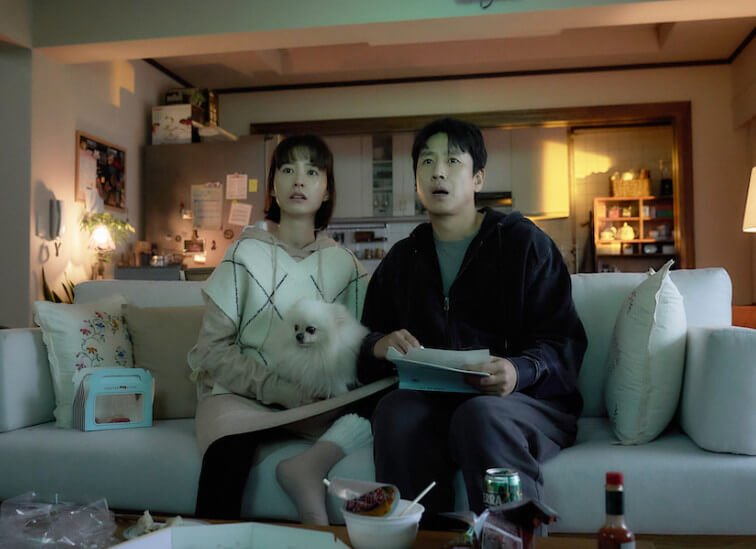 영화 잠 정유미 이선균