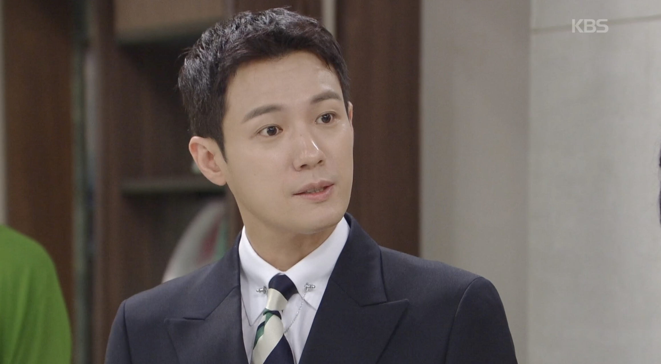 여왕의 집 91화 노숙자