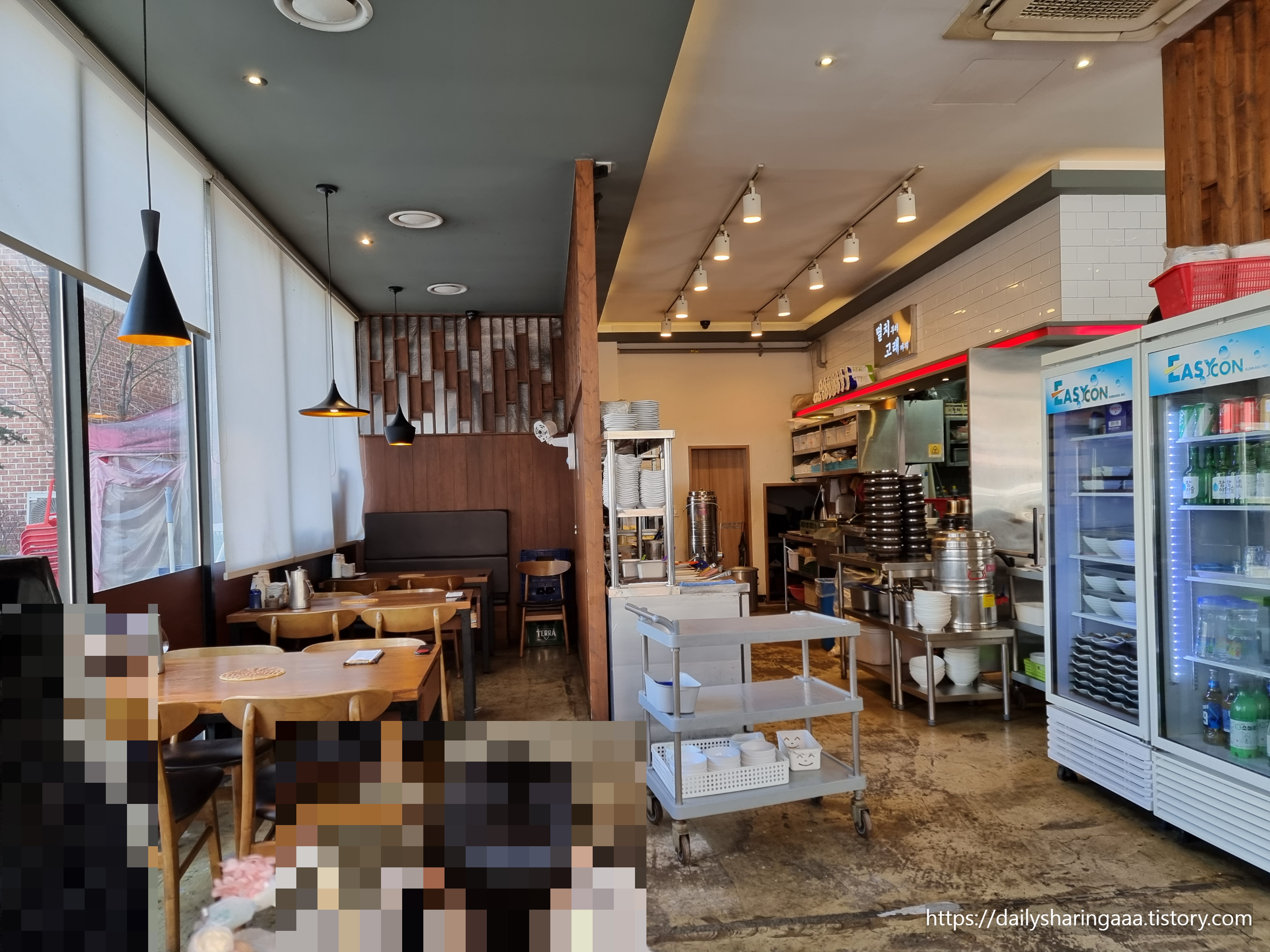 인천_청라_멸치부터고래까지_내부