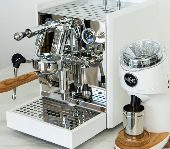 저렴한-커피머신-사진