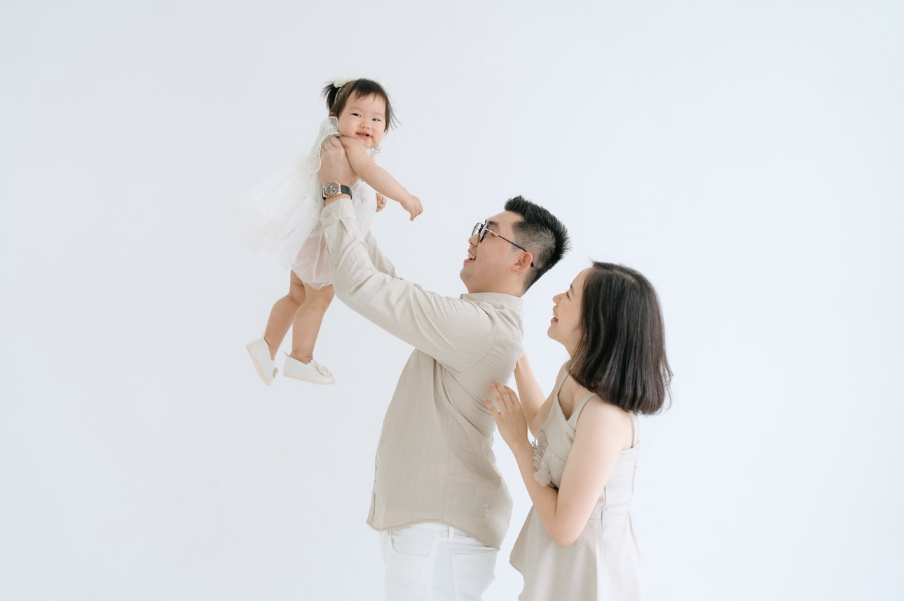 다양한 육아법 비교 – 전통 육아, 애착 육아, 자율 육아 등 장단점 분석