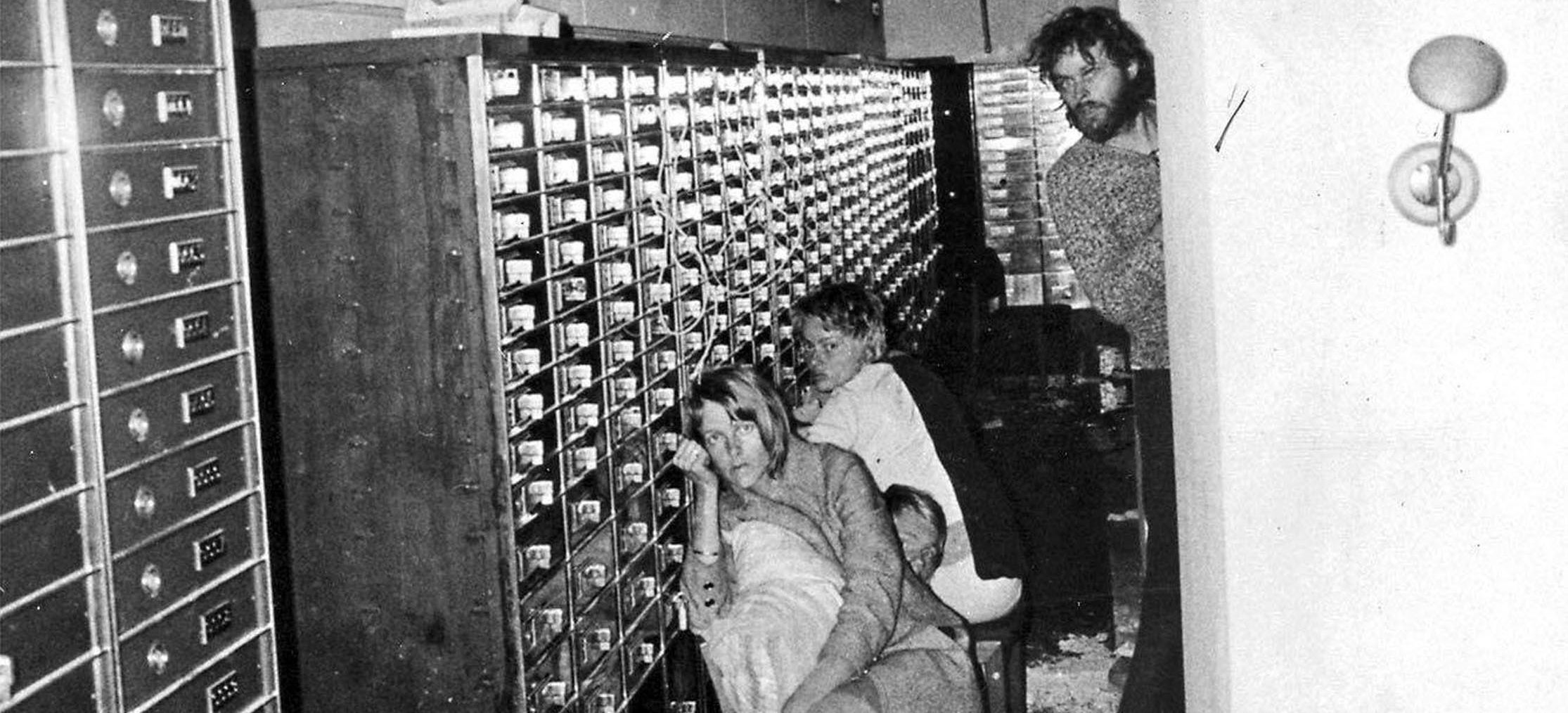 학습된 무력감 사례, 스톡홀름 증후군