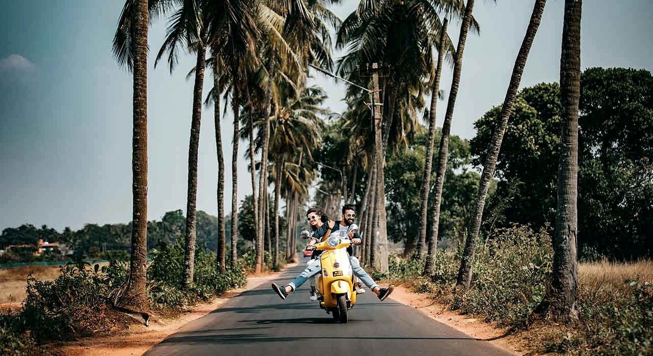 시티투어 후 자유 시간을 보내는 하이브리드 여행자들. [ⓒPexels &lsquo;Ajay Donga&rsquo;]