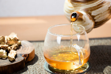 작두콩차 효능은 많이 있습니다. 특히 비염에 최고이고 작두콩차는 환절기에 꼭 필요한 식품이지요