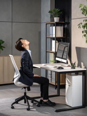 기본 운동 #1: 턱 당기기 운동 (친 턱)