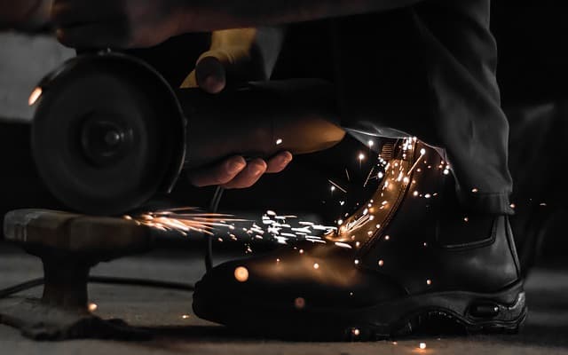 304 스테인리스의 표면 처리 방법과 용도별 선택 가이드