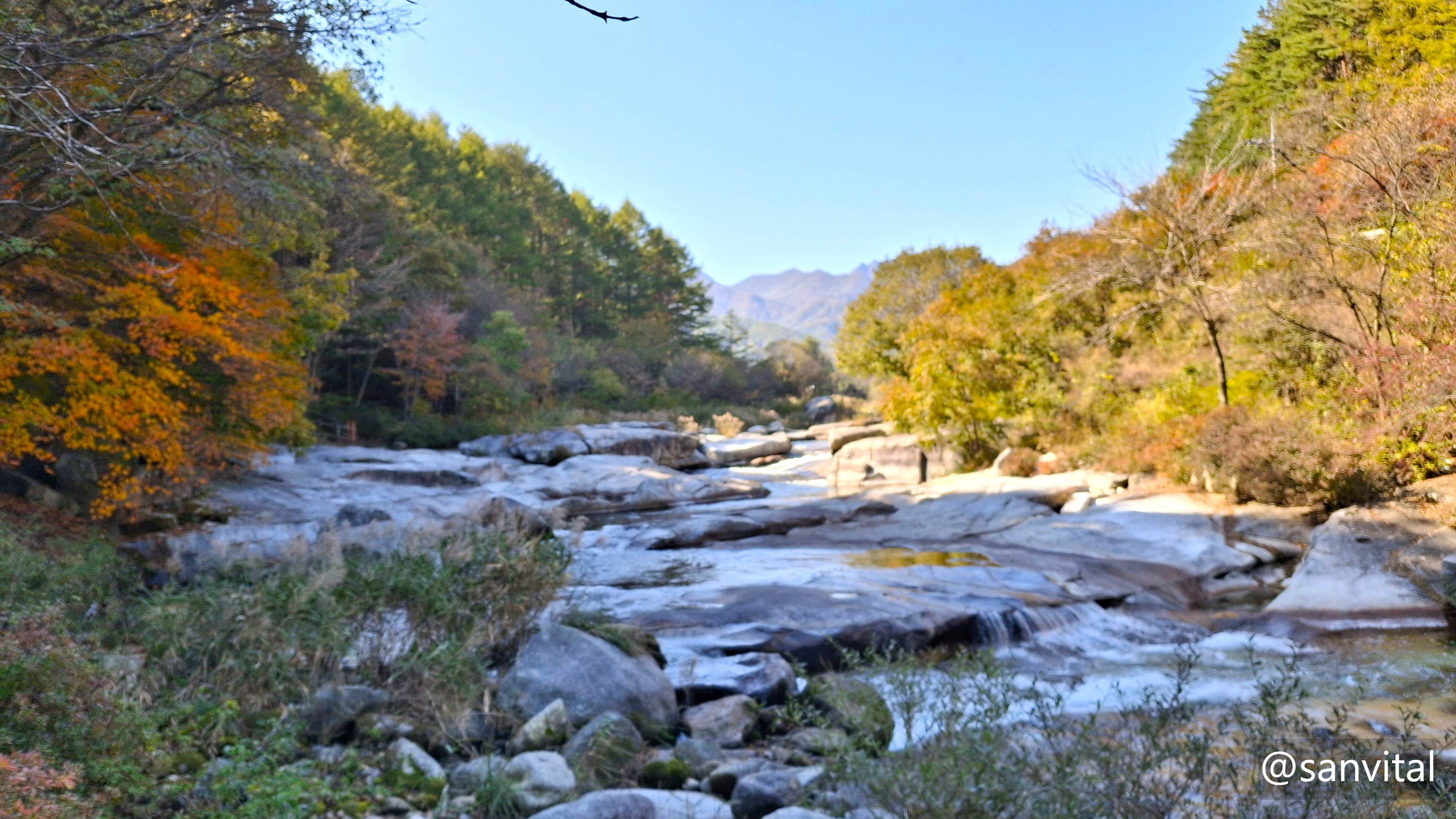 서출동류물길 월성계곡 트레킹