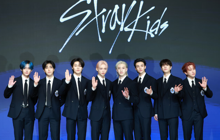 Stray Kids 별, 빛 (STAY)