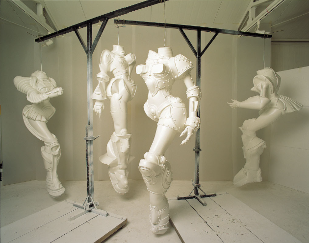 이불, <사이보그 W1-W4>, 1998. 실리콘 주형, 폴리우레탄 충전재, 페인트 안료. 사진: 윤형문. 작가 제공