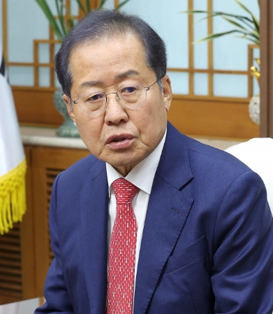 홍준표 프로필 나이 고향 학력 재산 페이스북