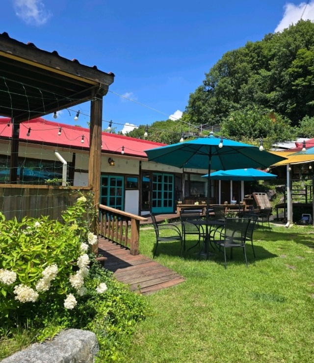 진안-농가레스토랑-조철-모래재너머