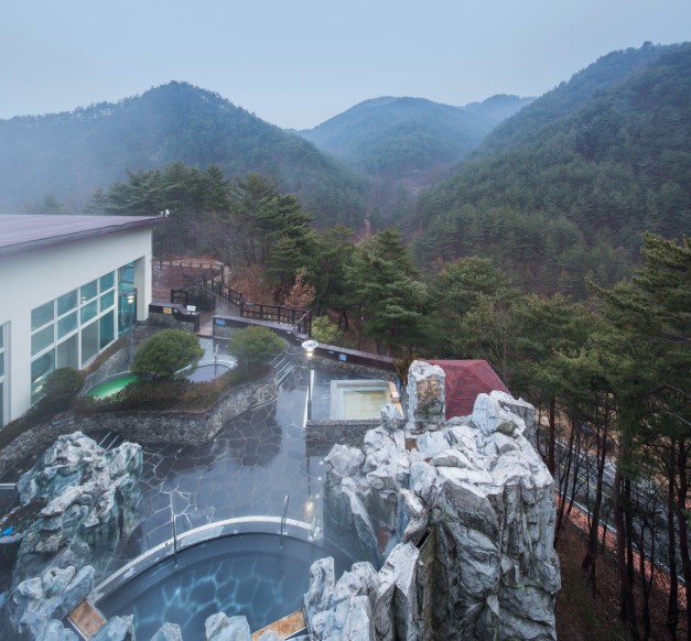 호텔덕구온천