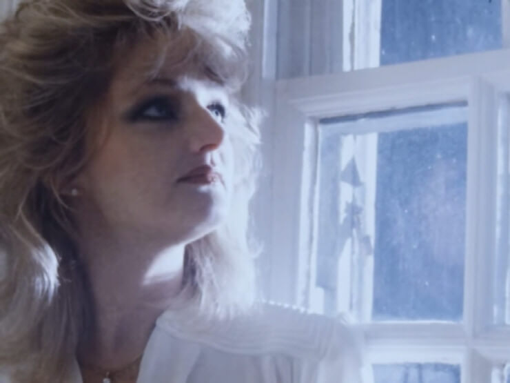 뮤비캡처 보니 타일러 - 토탈 이클립스 오브 더 하트 가사해석 Bonnie Tyler - Total Eclipse of the Heart 가사번역 Total Eclipse of the Heart 뜻