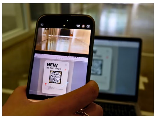 휴대폰으로 qr코드 스캔하기