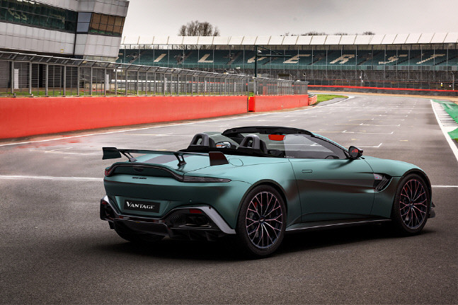 에스턴마틴 Vantage F1 Edition 외관 디자인