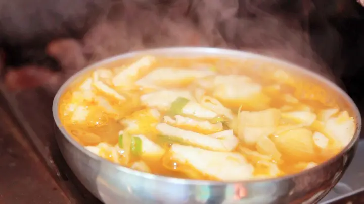 김영철의 동네 한 바퀴 레트로 시골다방 아침식사 고소한 깨죽 녹진한 계란 후라이 모닝세트 서천 장항 맛집 소개