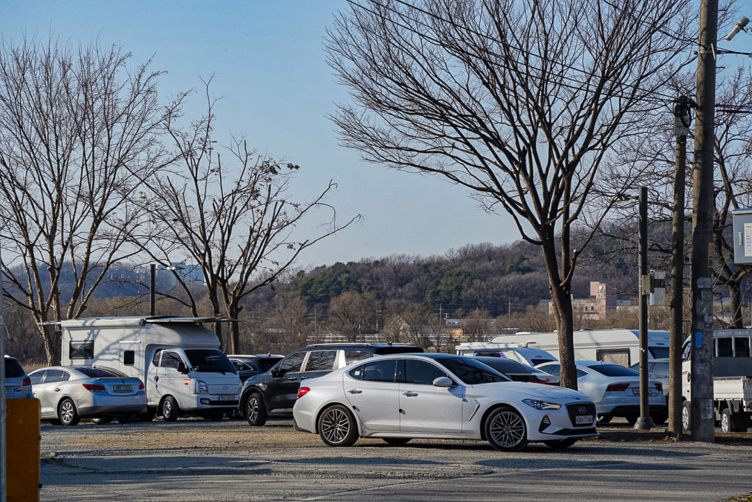 보통리 저수지 주차장