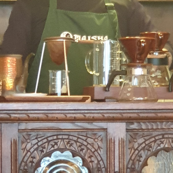 망원 카페 커피 하우스 마이샤: 부드러운 강배전 커피를 즐길 수 있는 곳_저울 없이 추출