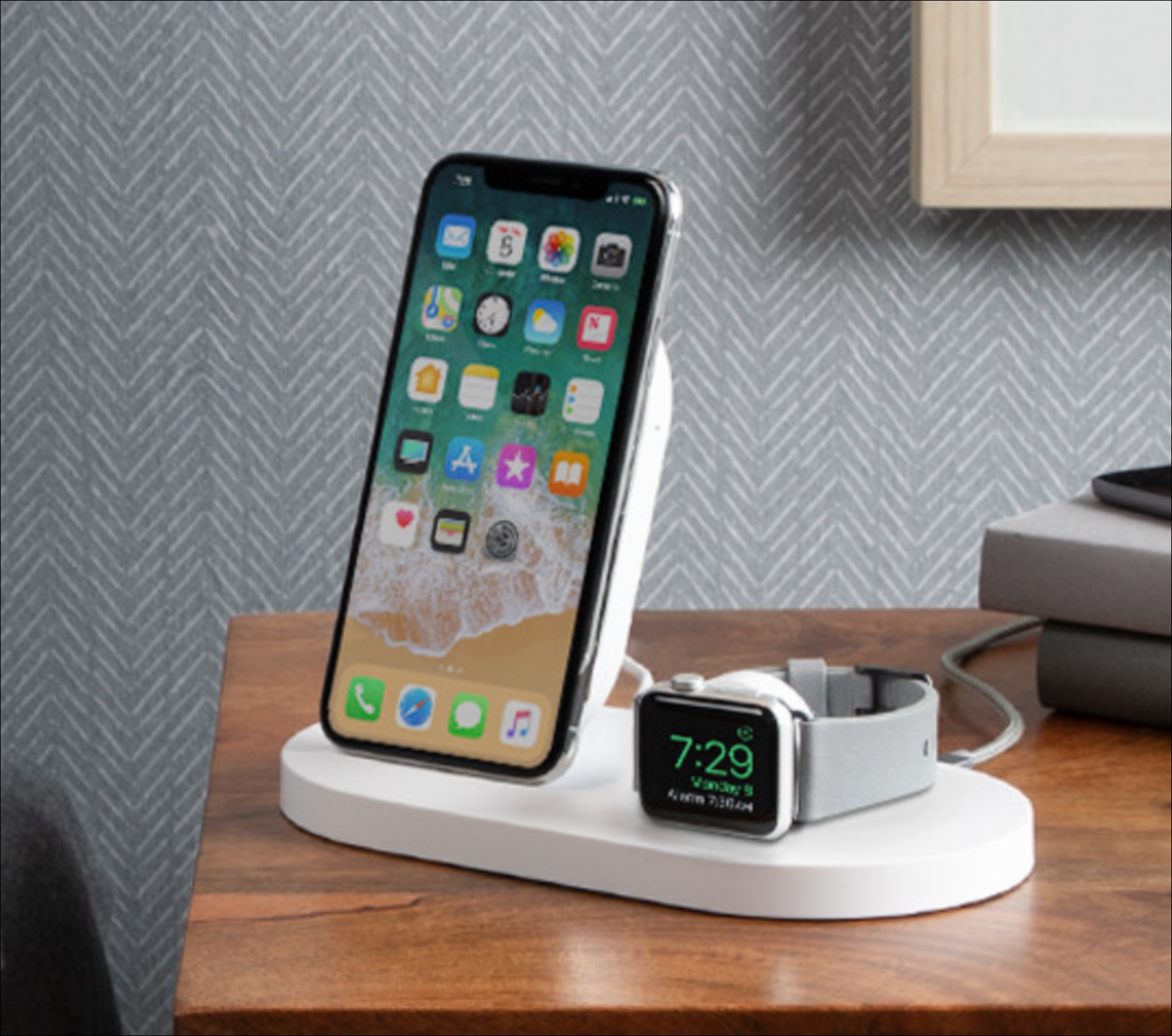 아이폰 에어팟 애플워치 3대 동시 충전 가능한 무선 충전 독