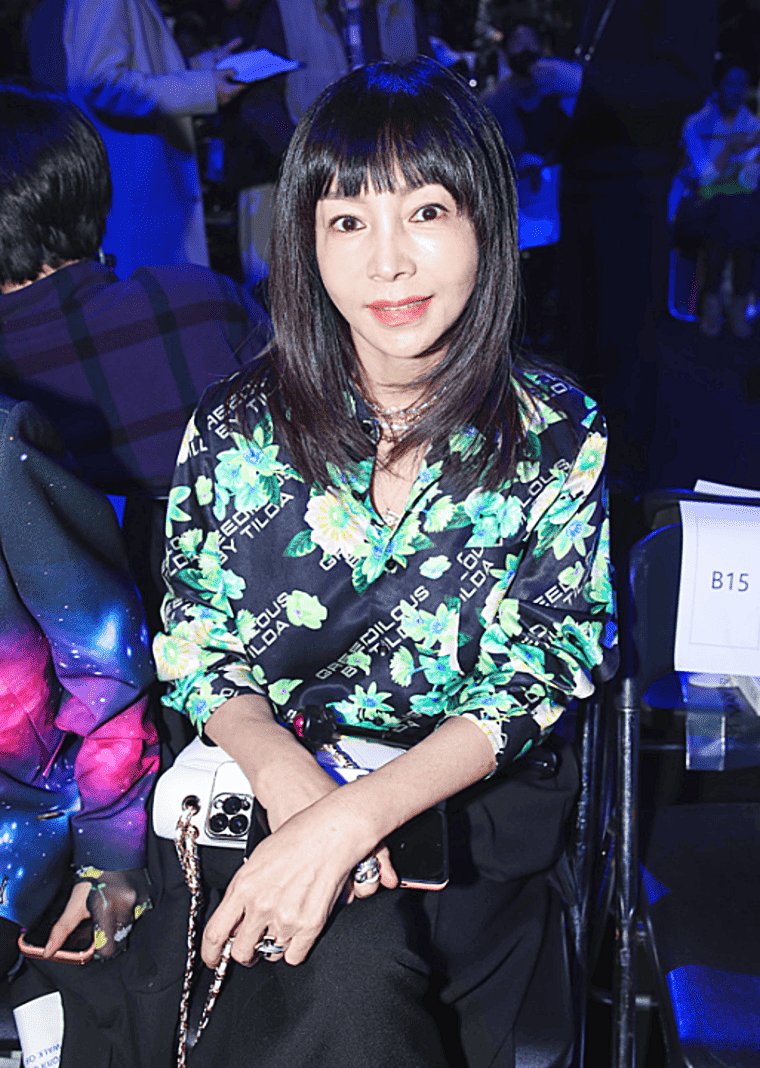 배우-황신혜