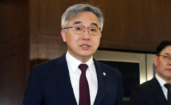 정철승 변호사 프로필 나이&middot;학력&middot;고향 총정리｜박원순 피해자 신상공개&middot;강제추행 2심 징역 1년 6개월 법정구속