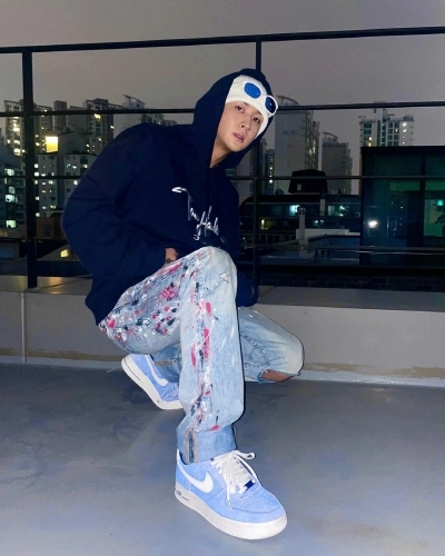 빅스의-라비-셀카-2