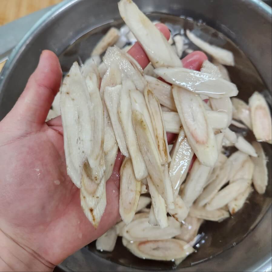 달콤한 우엉조림 달콤한우유를만들자 달콤한오후 달콤한위로