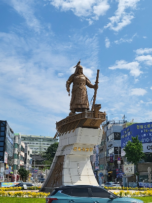 여수 가볼만한 곳 추천 관광지 이순신광장