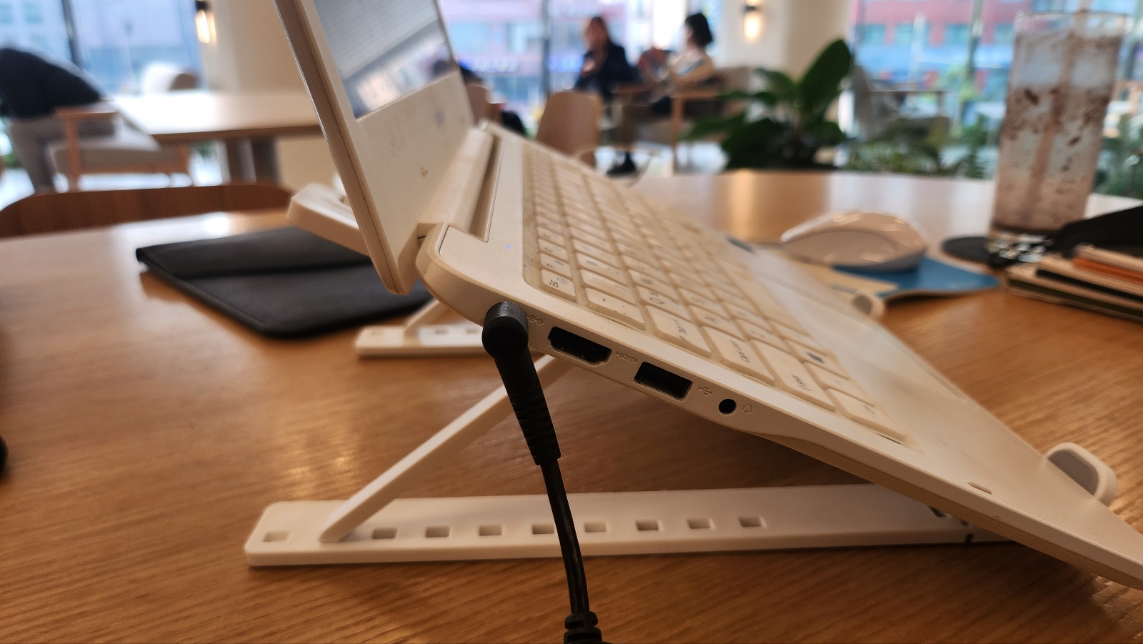 노트북거치대-10단계-조절각도-눈높이조절