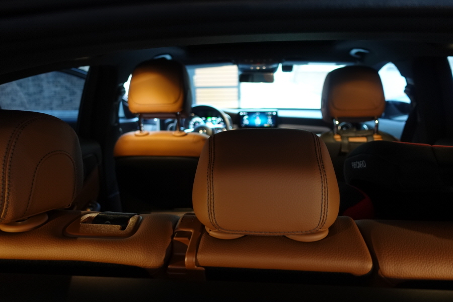 벤츠 GLC 300e 쿠페 트렁크