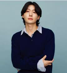 김용빈 가수 프로필 나이 데뷔 학력 가족관계 부모 할머니