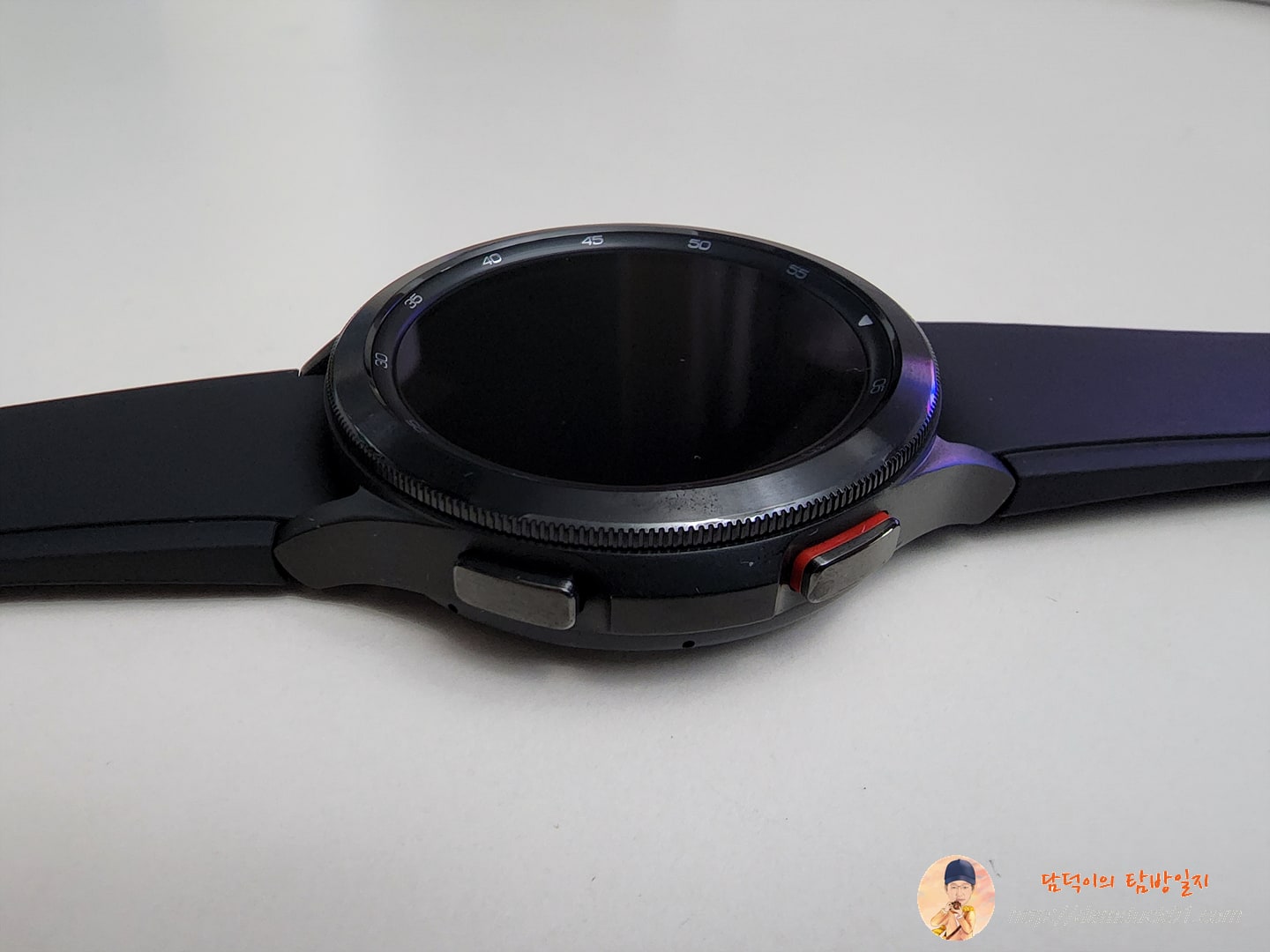 갤럭시 워치 4 LTE 원형베젤과 물리 버튼