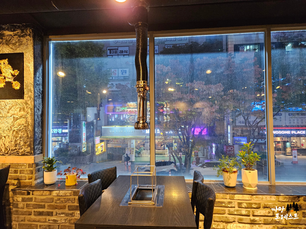 망포 미식성 내부