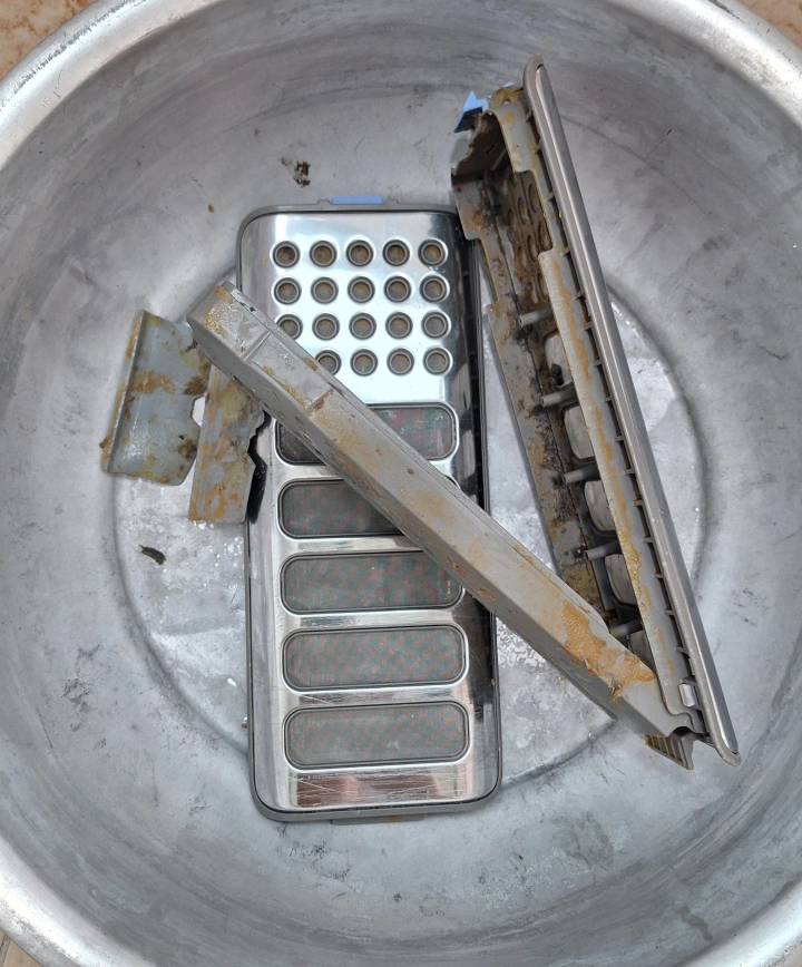 LG-통돌이-세탁기-거름망-세척-전