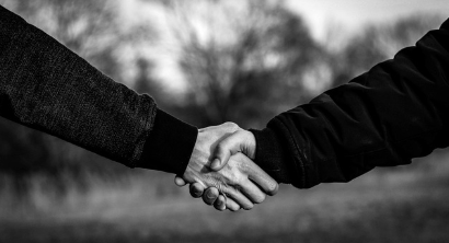 세계 각국의 인사법과 그 문화적 의미