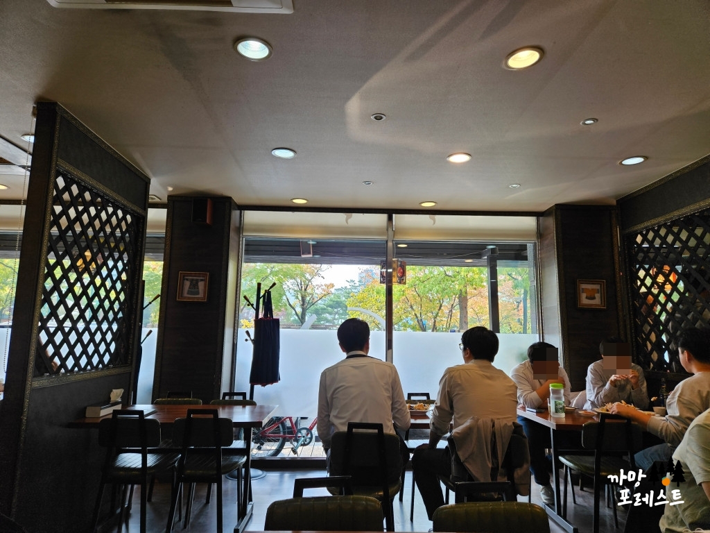 성동관 내부