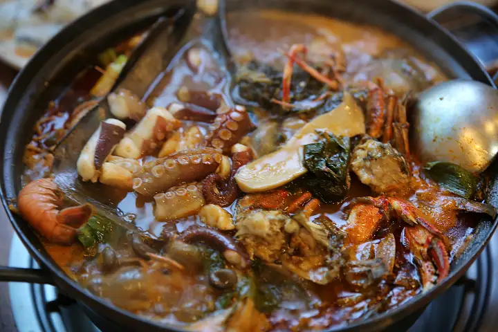 고양 서오릉 감자탕집 문어 해물 감자탕 돌문어 전복 딱새우 키조개 낙지 맛집 추천
