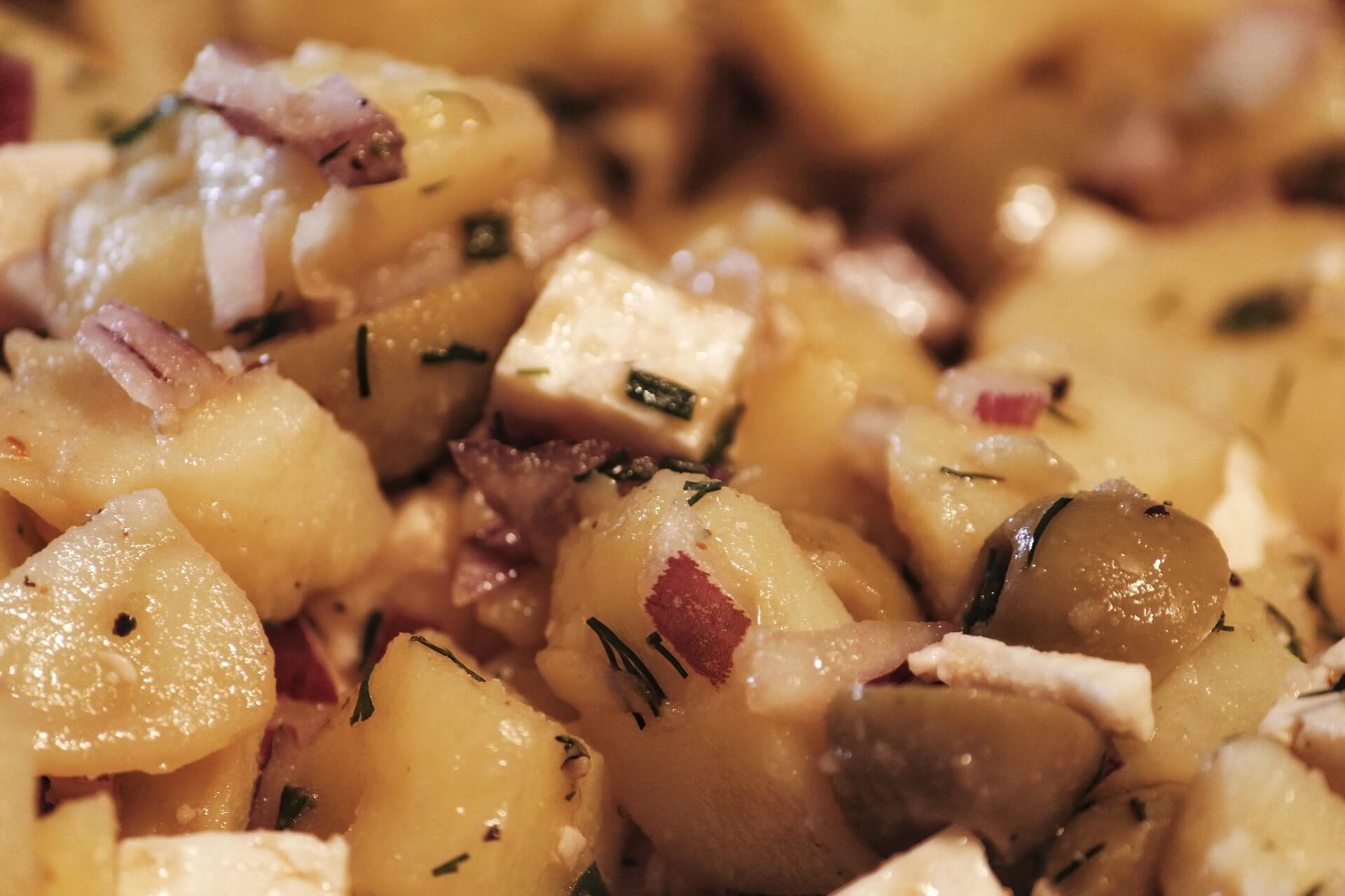 감자 요리를 자주 먹는 가정의 식생활 패턴