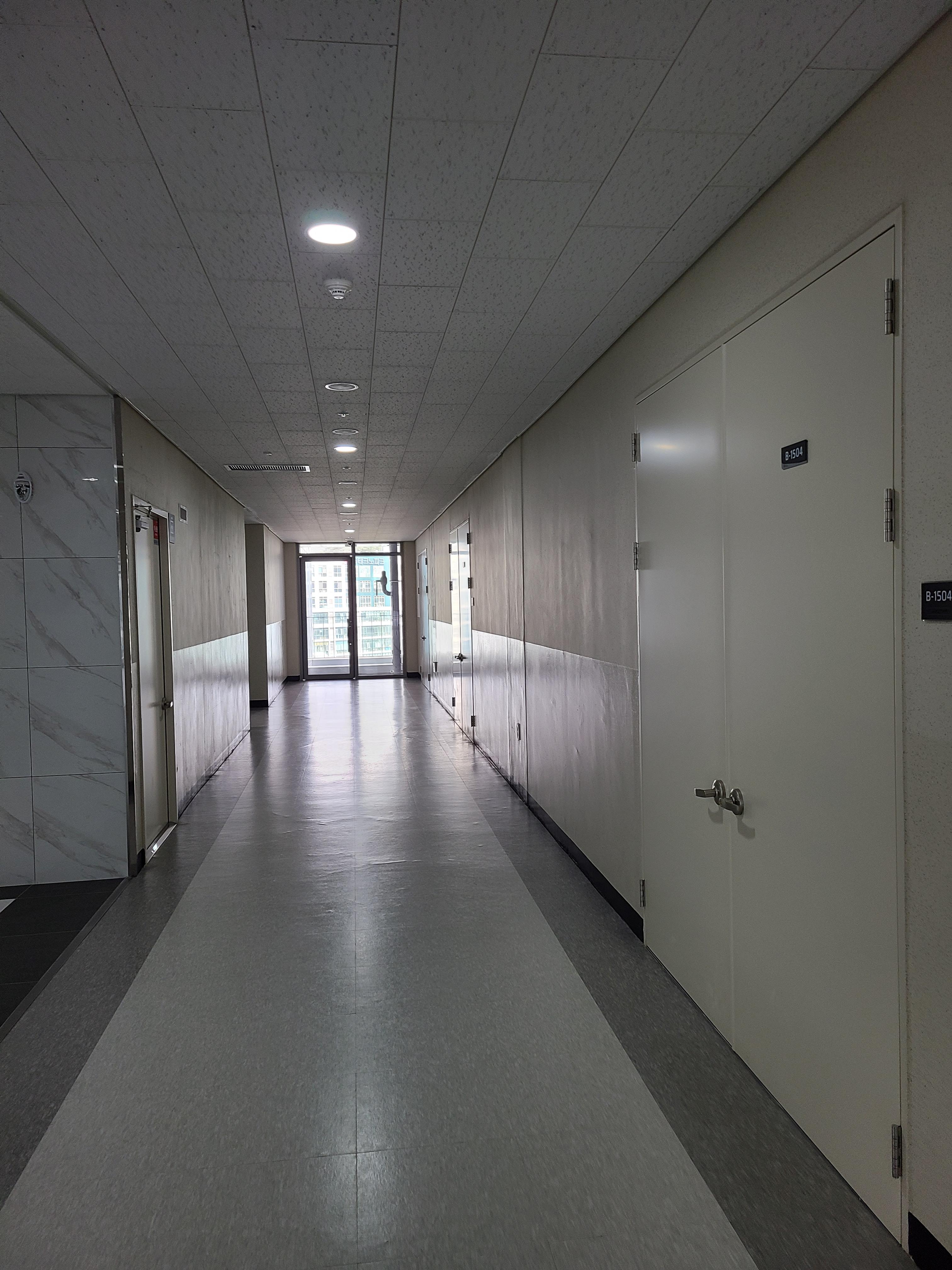 센트럴비즈타워 2차 B타워 섹션오피스1