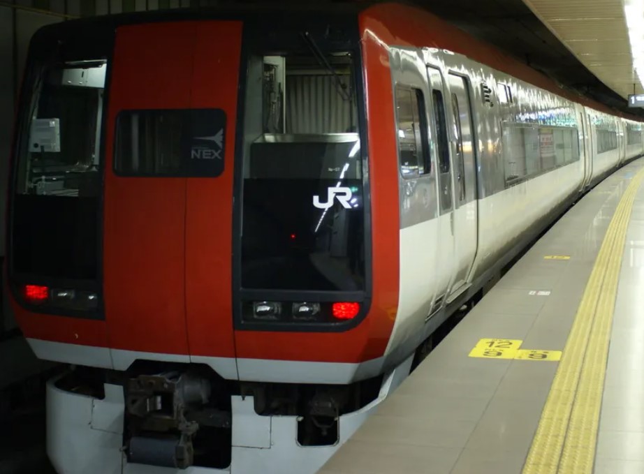 도쿄 지하철 나리타 익스프레스