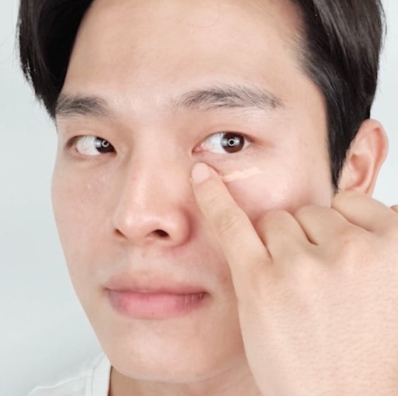 남자 다크 서클 화장품