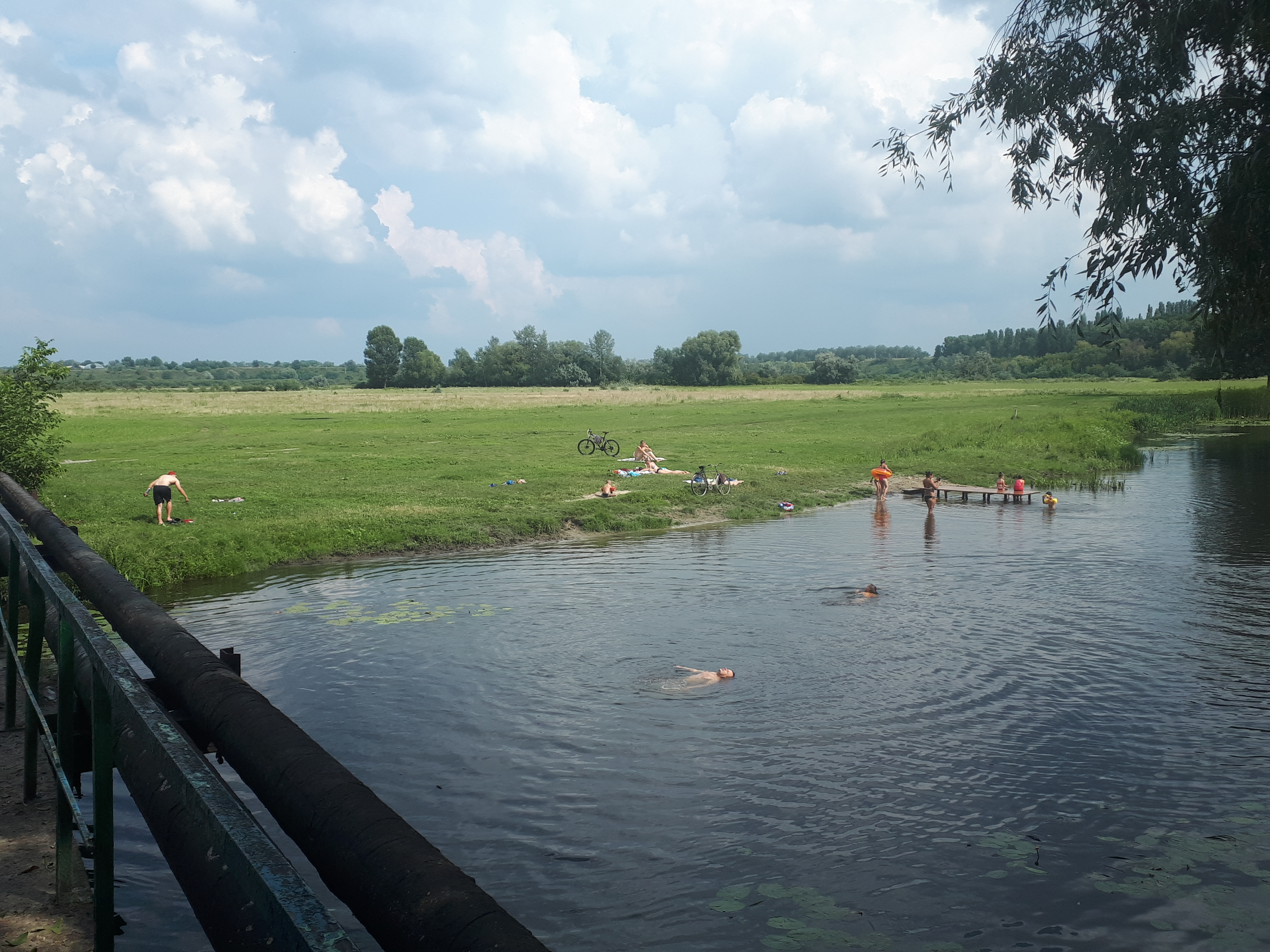 우크라이나 페레야슬라우 알타 강과 사람들