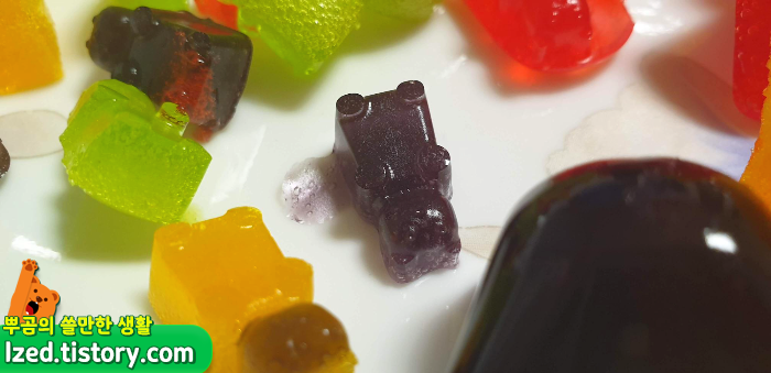 몇몇 멀쩡한 녀석도 있습니다.